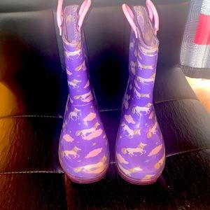 Unicorn rain boots size 12 little girls.